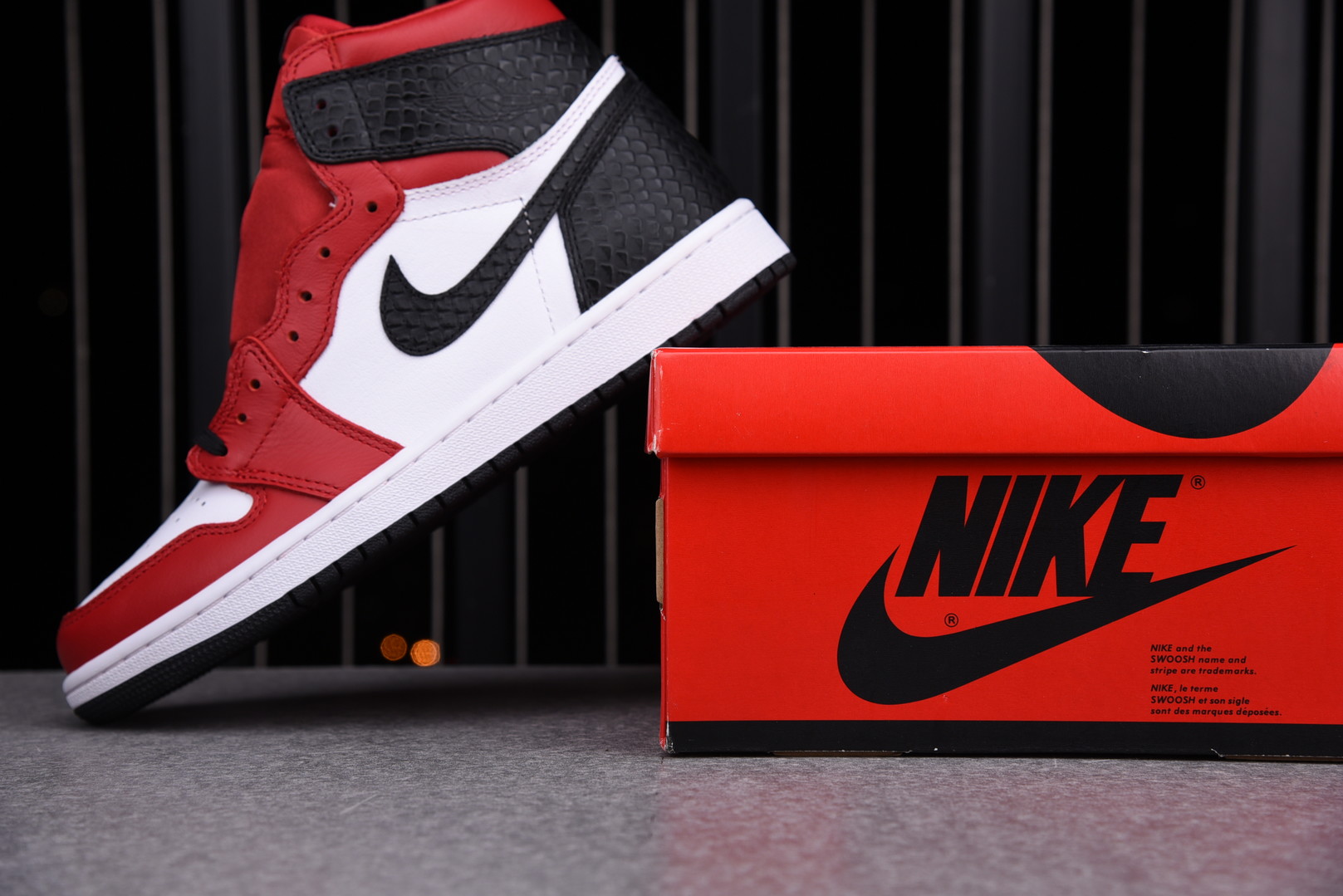 Air Jordan 1 Retro High OG Satin Red
